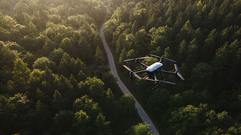 2026年无人机就业前景如何？政策红利与技术革新下的十大黄金赛道与百万人才缺口解析